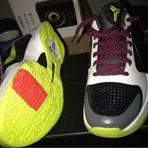 Nike | Shoes | Kobe V Protro Chaos Size 65 In Mens Size 8 In  display picture 3